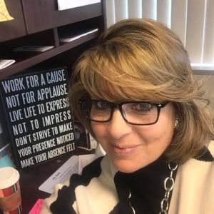 Meet your Posher, Laura